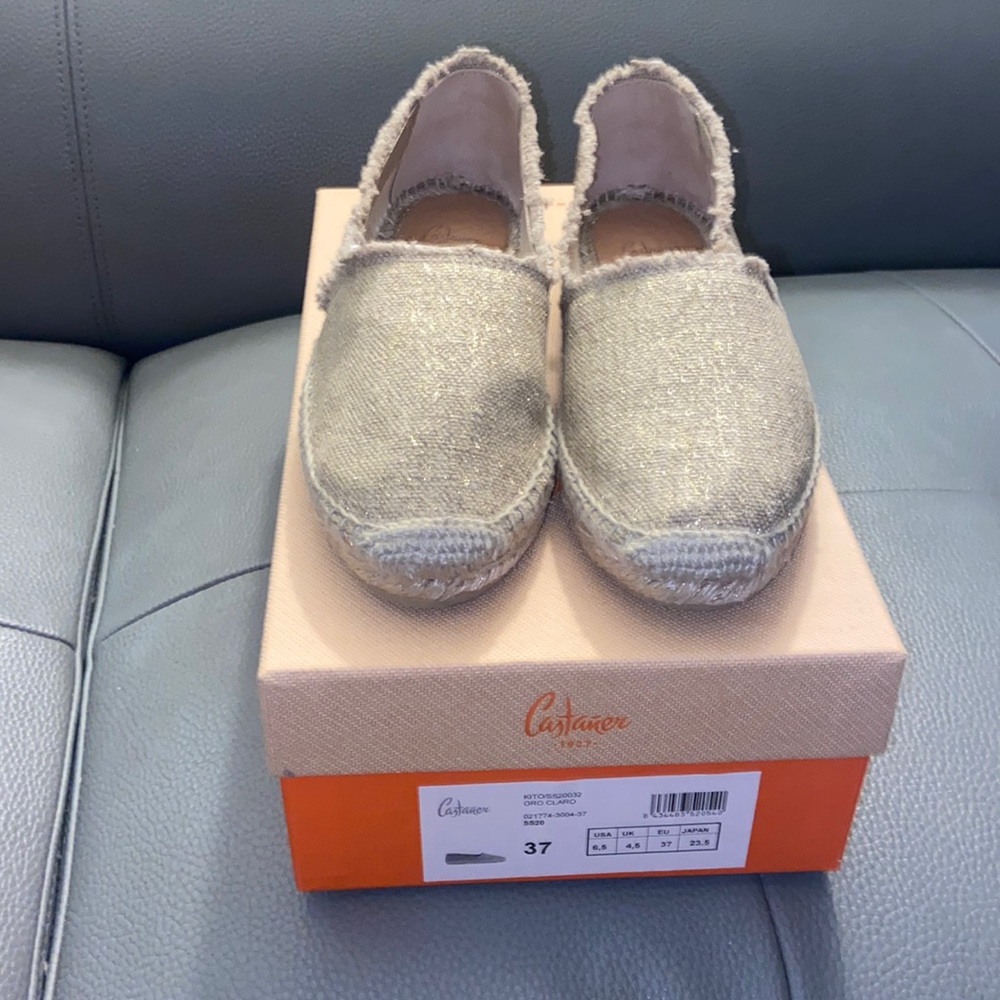 Castañer espadrille gold